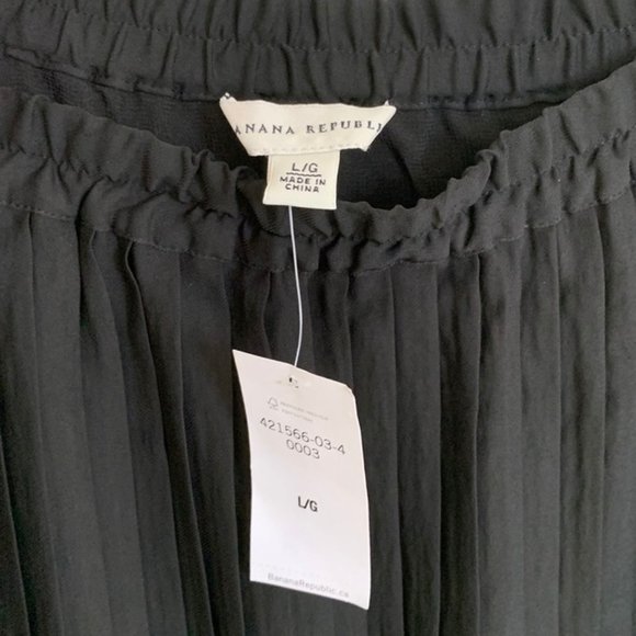 Banana Republic Mini Pleated Skirt Large NWT - Picture 8 of 10